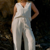 Relaxed fit Echo Pant Ecru in textured linen for everyday summer comfort